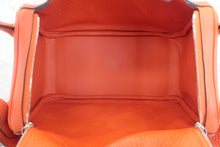 Load image into Gallery viewer, HERMES LINDY 26 Clemence leather Orange poppy U Engraving Shoulder bag 800030116
