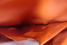 Load image into Gallery viewer, HERMES LINDY 26 Clemence leather Orange poppy U Engraving Shoulder bag 800030116