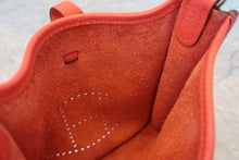 Load image into Gallery viewer, HERMES  EVELYNE TPM Clemence leather Rouge pivoine D Engraving Shoulder bag 700080012