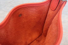 Load image into Gallery viewer, HERMES  EVELYNE TPM Clemence leather Rouge pivoine D Engraving Shoulder bag 700080012