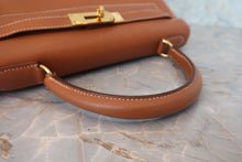 画像をギャラリービューアに読み込む, HERMES/エルメス ケリー28 クシュベル ゴールド 〇T刻印 ショルダーバッグ 800030058
