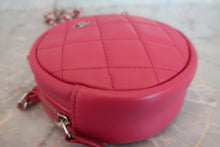 Load image into Gallery viewer, CHANEL Matelasse round chain shoulder bag Lambskin Pink/Silver hadware Shoulder bag 700030106