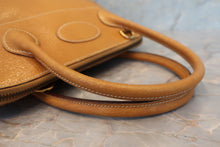 Load image into Gallery viewer, HERMES/BOLIDE 31 Pigskin Natural ○X Engraving Shoulder bag 700070296