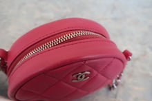 Load image into Gallery viewer, CHANEL Matelasse round chain shoulder bag Lambskin Pink/Silver hadware Shoulder bag 700030106