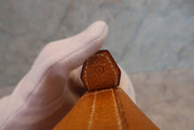 Load image into Gallery viewer, HERMES/BOLIDE 31 Pigskin Natural ○X Engraving Shoulder bag 700070296
