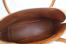 Load image into Gallery viewer, HERMES/BOLIDE 31 Pigskin Natural ○X Engraving Shoulder bag 700070296