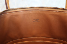 Load image into Gallery viewer, HERMES/BOLIDE 31 Pigskin Natural ○X Engraving Shoulder bag 700070296