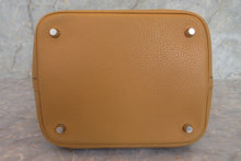 Load image into Gallery viewer, HERMES PICOTIN LOCK MM Clemence leather Natural sable □R Engraving Hand bag 700020158