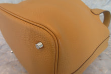Load image into Gallery viewer, HERMES PICOTIN LOCK MM Clemence leather Natural sable □R Engraving Hand bag 700020158