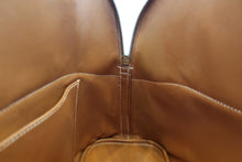 Load image into Gallery viewer, HERMES/BOLIDE 31 Pigskin Natural ○X Engraving Shoulder bag 700070296