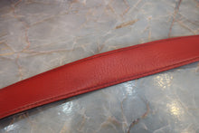 Load image into Gallery viewer, HERMES LINDY 30 Clemence leather Bougainvillier □O Engraving Shoulder bag 700040009