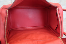 将图片加载到图库查看器,HERMES LINDY 30 Clemence leather Bougainvillier □O刻印 Shoulder bag 700040009