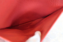 Load image into Gallery viewer, HERMES LINDY 30 Clemence leather Bougainvillier □O Engraving Shoulder bag 700040009