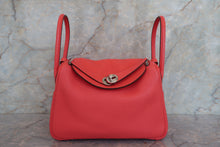 Load image into Gallery viewer, HERMES LINDY 26 Clemence leather Rose jaipur D Engraving Shoulder bag 700080002