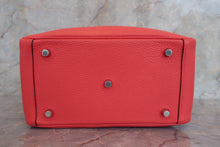 Load image into Gallery viewer, HERMES LINDY 26 Clemence leather Rose jaipur D Engraving Shoulder bag 700080002