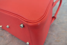 Load image into Gallery viewer, HERMES LINDY 26 Clemence leather Rose jaipur D Engraving Shoulder bag 700080002