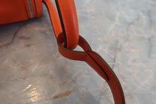 Load image into Gallery viewer, HERMES LINDY 30 Evercolor leather Orange □Q Engraving Shoulder bag 700040008