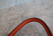 Load image into Gallery viewer, HERMES LINDY 30 Evercolor leather Orange □Q Engraving Shoulder bag 700040008