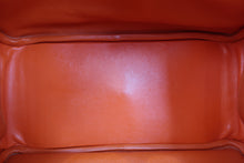 Load image into Gallery viewer, HERMES LINDY 30 Evercolor leather Orange □Q Engraving Shoulder bag 700040008