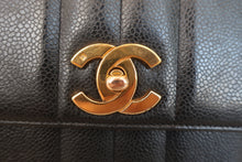 画像をギャラリービューアに読み込む, CHANEL/シャネル マドモアゼルチェーンショルダーバッグ キャビアスキン ブラック/ゴールド金具 ショルダーバッグ 800020014