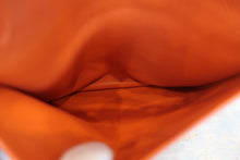 Load image into Gallery viewer, HERMES LINDY 30 Evercolor leather Orange □Q Engraving Shoulder bag 700040008