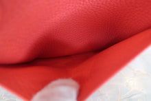 Load image into Gallery viewer, HERMES LINDY 26 Clemence leather Rose jaipur D Engraving Shoulder bag 700080002