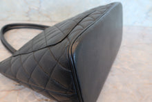 画像をギャラリービューアに読み込む, CHANEL/シャネル 復刻トート トートバッグ キャビアスキン ブラック/ゴールド金具 700110117