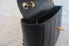 画像をギャラリービューアに読み込む, CHANEL/シャネル マドモアゼルチェーンショルダーバッグ キャビアスキン ブラック/ゴールド金具 ショルダーバッグ 800020014