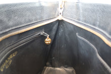 画像をギャラリービューアに読み込む, CHANEL/シャネル 復刻トート トートバッグ キャビアスキン ブラック/ゴールド金具 700110117