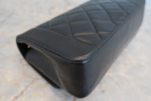 Load image into Gallery viewer, CHANEL  Diana matelasse chain shoulder bag Lambskin Black/Gold hadware Shoulder bag 700100010