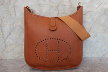 画像をギャラリービューアに読み込む, HERMES/エルメス エブリン1GM クシュベル ゴールド ショルダーバッグ 700110096