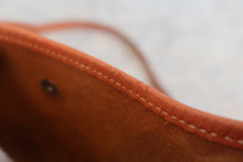 将图片加载到图库查看器,HERMES EVELYNE TPM Graine Couchevel leather Cognac □H刻印 Shoulder bag 800080042