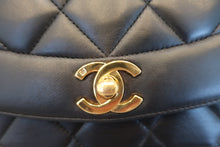 Load image into Gallery viewer, CHANEL  Diana matelasse chain shoulder bag Lambskin Black/Gold hadware Shoulder bag 700100010