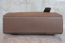 画像をギャラリービューアに読み込む, HERMES/エルメス サックアルフレッド35 トリヨンクレマンス エトゥープ T刻印 ショルダーバッグ 800040152