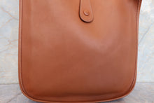 画像をギャラリービューアに読み込む, HERMES/エルメス エブリン1GM クシュベル ゴールド ショルダーバッグ 700110096