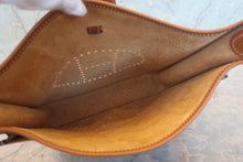 将图片加载到图库查看器,HERMES EVELYNE 3PM Epsom leather Gold □L刻印 Shoulder bag 700090217