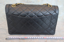 将图片加载到图库查看器,CHANEL/香奈儿 巴黎限定 CF 双盖 链条包 羊皮 Black/Gold hadware(黑色/金色金属) 肩背包 800030144