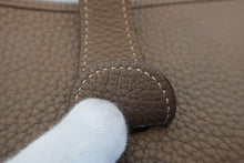 画像をギャラリービューアに読み込む, HERMES/エルメス エブリン3GM トリヨンクレマンス エトゥープ □P刻印 ショルダーバッグ 800090112