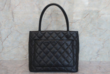 Load image into Gallery viewer, CHANEL Medallion Tote Caviar skin Black/Silver hadware Tote bag 700060203
