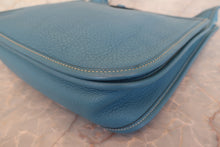 将图片加载到图库查看器,HERMES EVELYNE 2PM Clemence leather Blue jean □K刻印 Shoulder bag 700120171