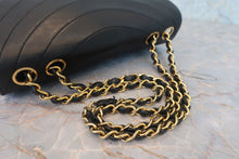 Load image into Gallery viewer, CHANEL chain shoulder bag Lambskin Black/Gold hadware Shoulder bag 800030128