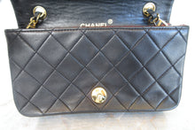 Load image into Gallery viewer, CHANEL Mini matelasse chain shoulder bag Lambskin Black/Gold hadware Shoulder bag 600120026