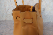 Load image into Gallery viewer, HERMES BIRKIN 35 Graine Couchevel leather Jaune □D Engraving Hand bag 700030253