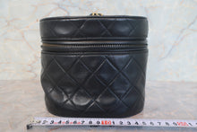 將圖片載入圖庫檢視器 CHANEL/シャネル マトラッセフリンジチェーンショルダーバッグ ラムスキン ブラック/ゴールド金具 ショルダーバッグ 700120256