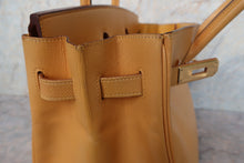 Load image into Gallery viewer, HERMES BIRKIN 35 Graine Couchevel leather Jaune □D Engraving Hand bag 700030253