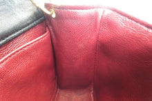 Load image into Gallery viewer, CHANEL Mini matelasse chain shoulder bag Lambskin Black/Gold hadware Shoulder bag 600120026