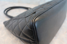 將圖片載入圖庫檢視器 CHANEL/シャネル 復刻トート キャビアスキン ブラック/ゴールド金具 トートバッグ 700090015