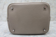 Load image into Gallery viewer, HERMES PICOTIN LOCK MM Clemence leather Gris tourterelle □N Engraving Hand bag 700090041