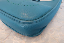 将图片加载到图库查看器,HERMES EVELYNE 3PM Clemence leather Blue izmir Shoulder bag 800040133