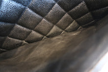 將圖片載入圖庫檢視器 CHANEL/シャネル 復刻トート キャビアスキン ブラック/ゴールド金具 トートバッグ 700090015